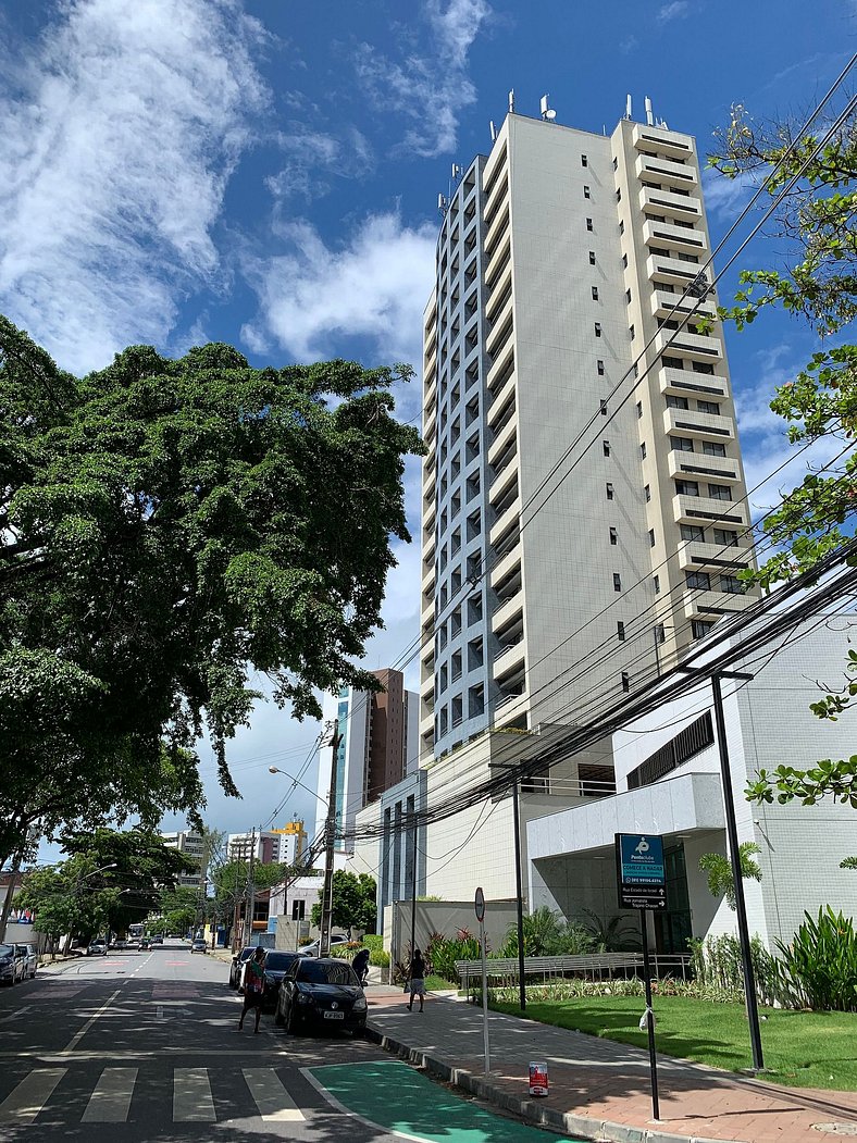 Excelente Piso de dos habitaciones en el condominio Metropol