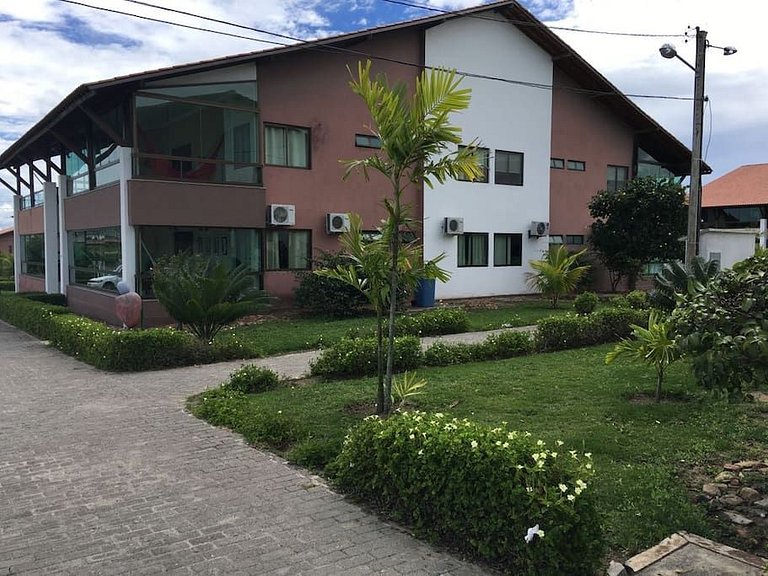 Piso en planta baja con dos suites (hasta 8 personas) en Can