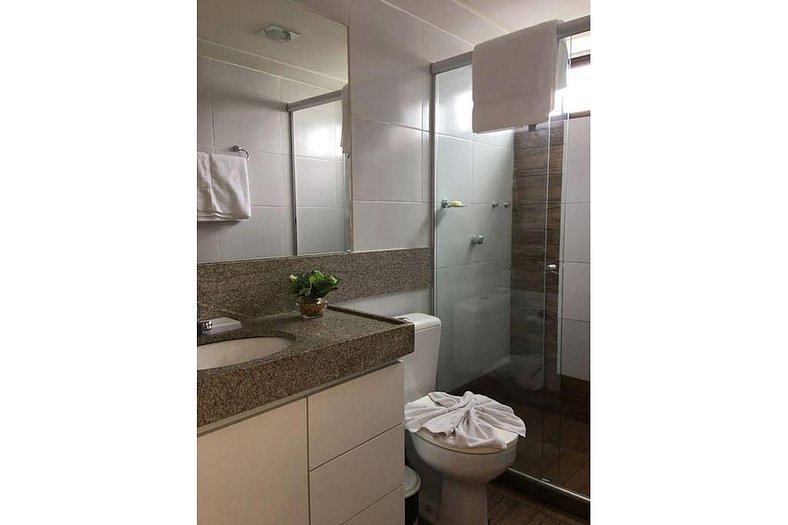 Piso en planta baja con dos suites (hasta 8 personas) en Can